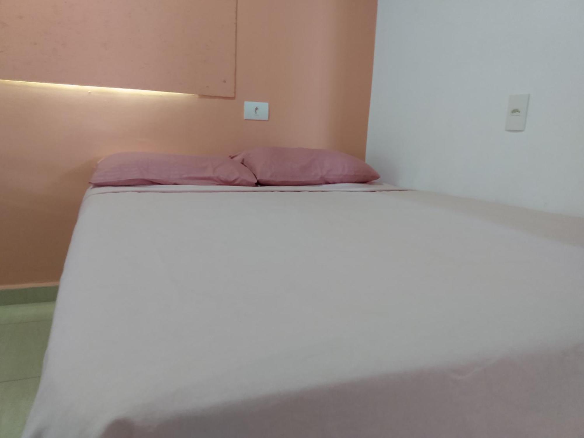 Chale No Condominio Verde Mar Na Praia Da Cocanha Caraguatatuba Eksteriør billede